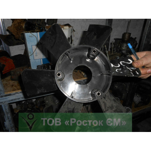 Вентилятор ГАЗ-24 пласт